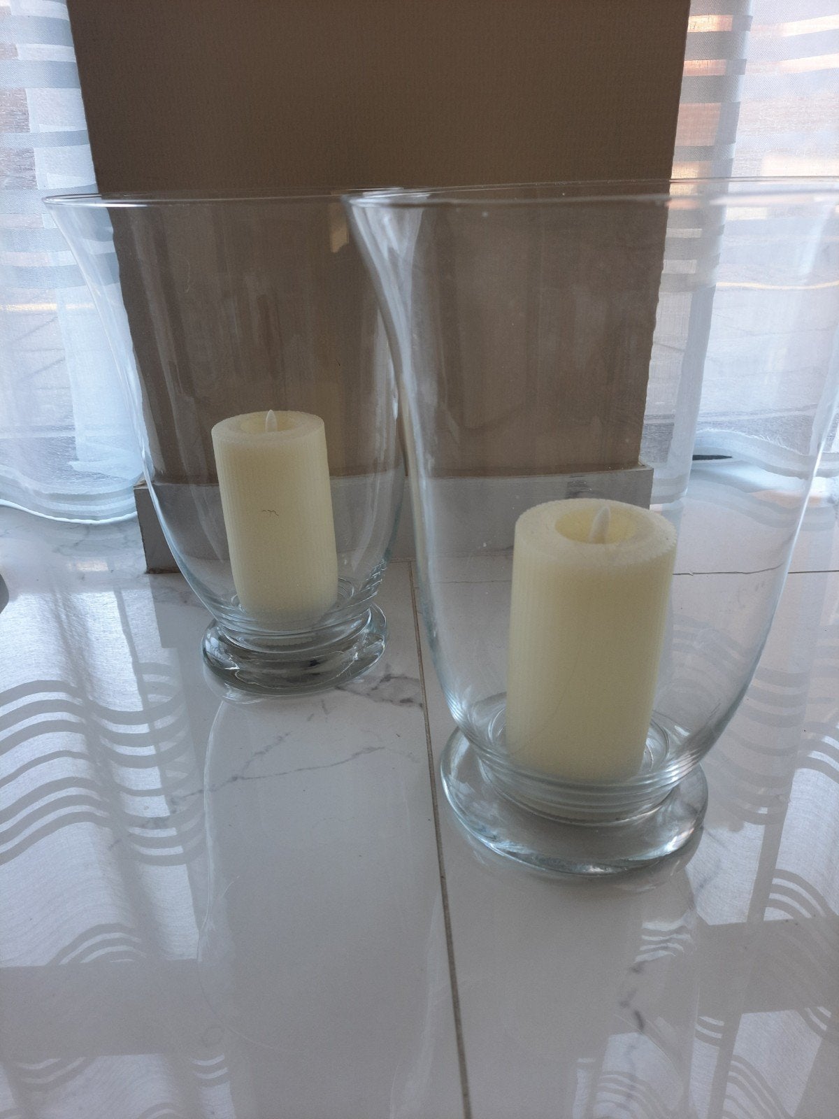 2 Glazen windlichten met elektrische kaarsen - Set van 2, Ophalen, Zo goed als nieuw, Glas, Windlicht
