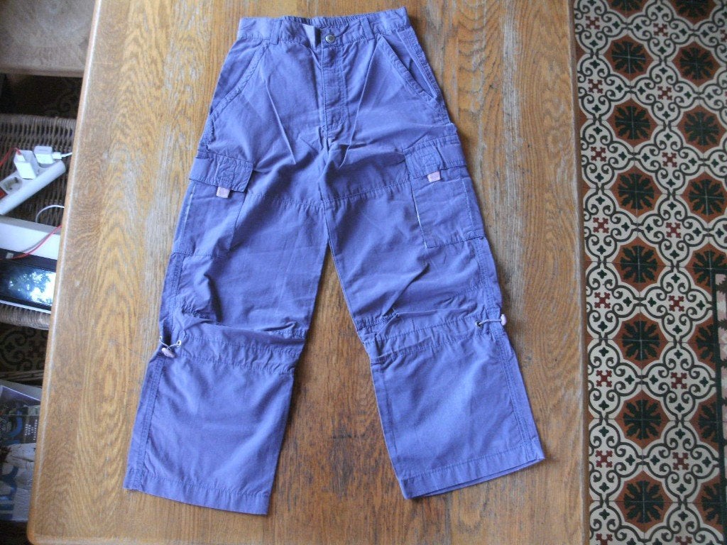 Lichtpaarse lange broek. Merk: Artwork Mini. Maat: 128., Broek, Ophalen of Verzenden, Zo goed als nieuw, Artwork