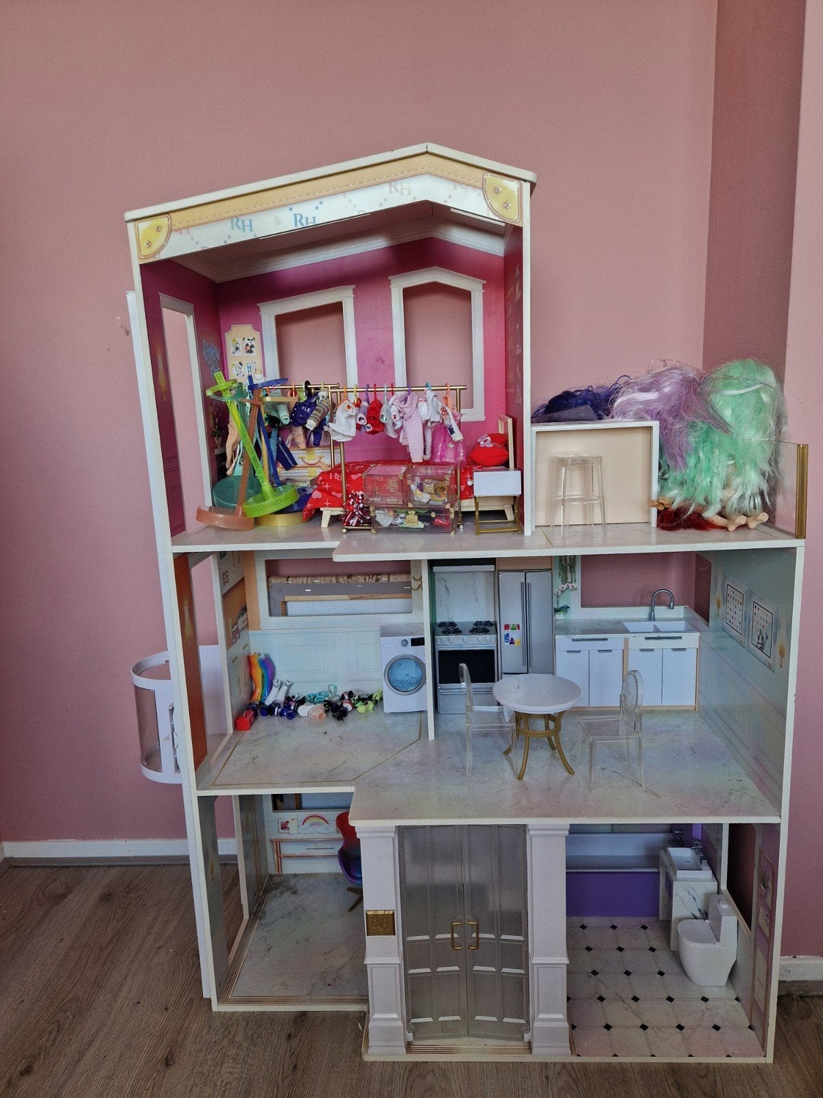 Rainbow High poppenhuis inclusief 6 poppen en toebehoren., Ophalen, Gebruikt, Poppenhuis