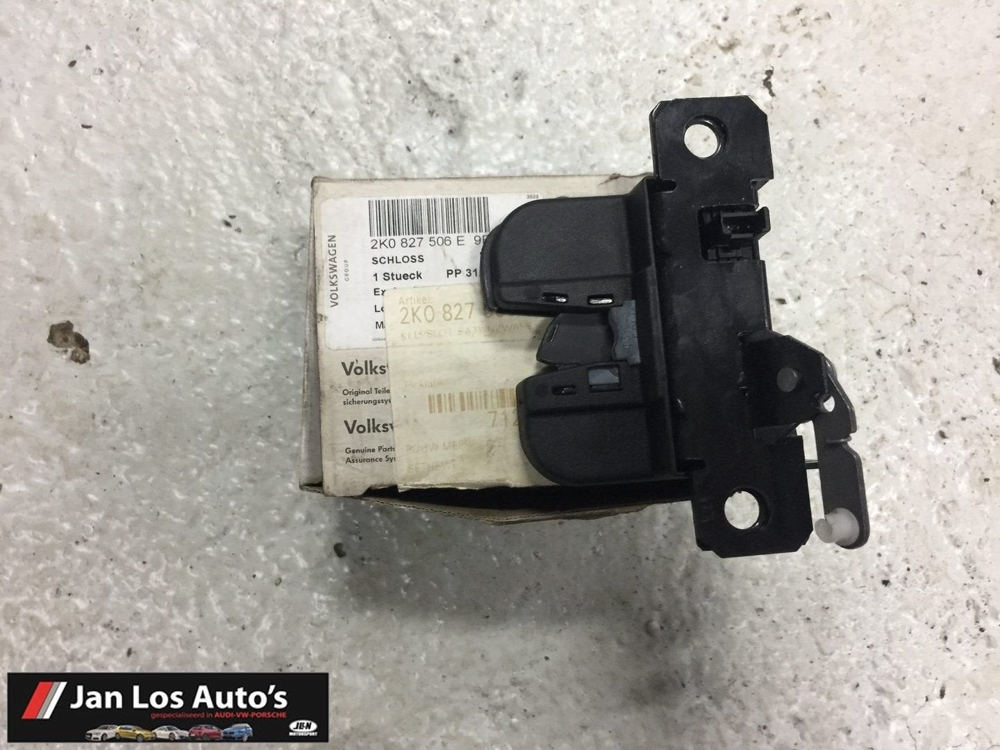 Kofferbakslot Volkswagen Caddy 2K ('03-'10) 2K0827506E, Gebruikt, -, Volkswagen, -