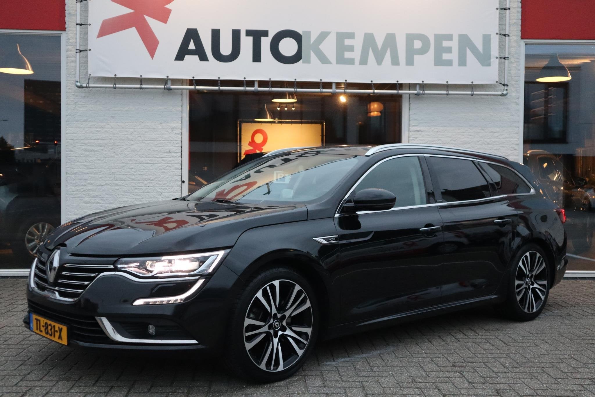 RENAULT TALISMAN ESTATE INITIALE PARIS ZEER LUXE|TREKHAAK|4C, Automaat, 1618 cc, Renault Nederland N.V., Renault
