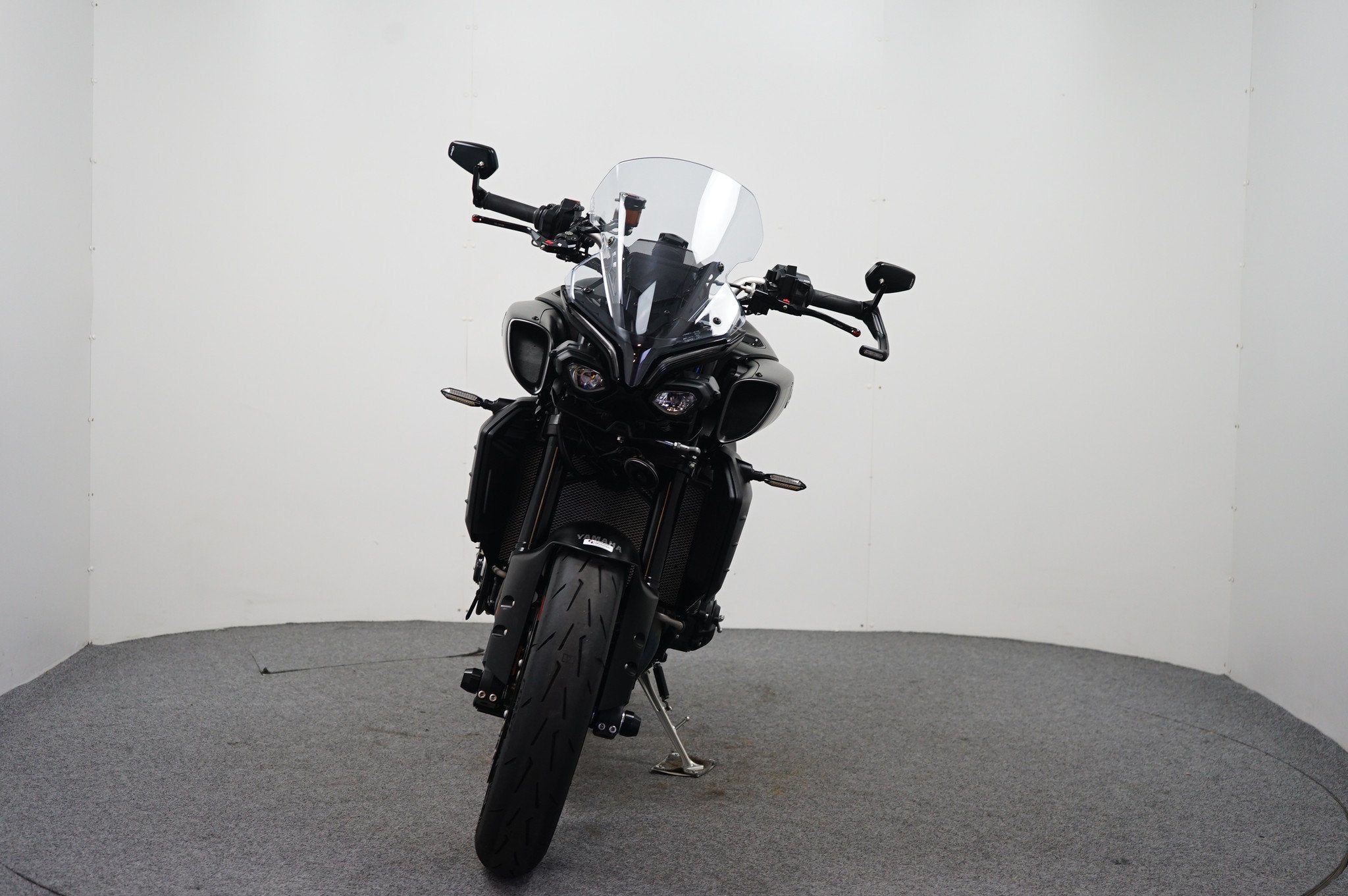 Yamaha MT 10 ABS, Meer dan 35 kW, 998 cc, Handvatverwarming, Naked bike