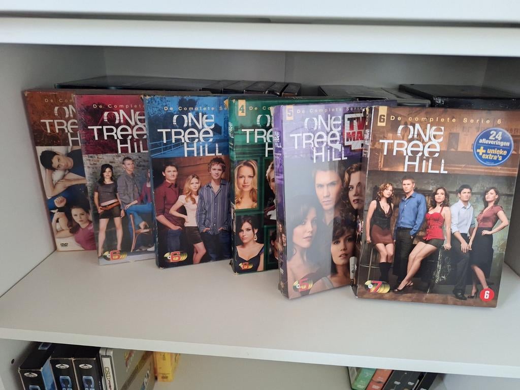 One tree hill seizoen 1 tot 6, Ophalen of Verzenden, Zo goed als nieuw, Drama