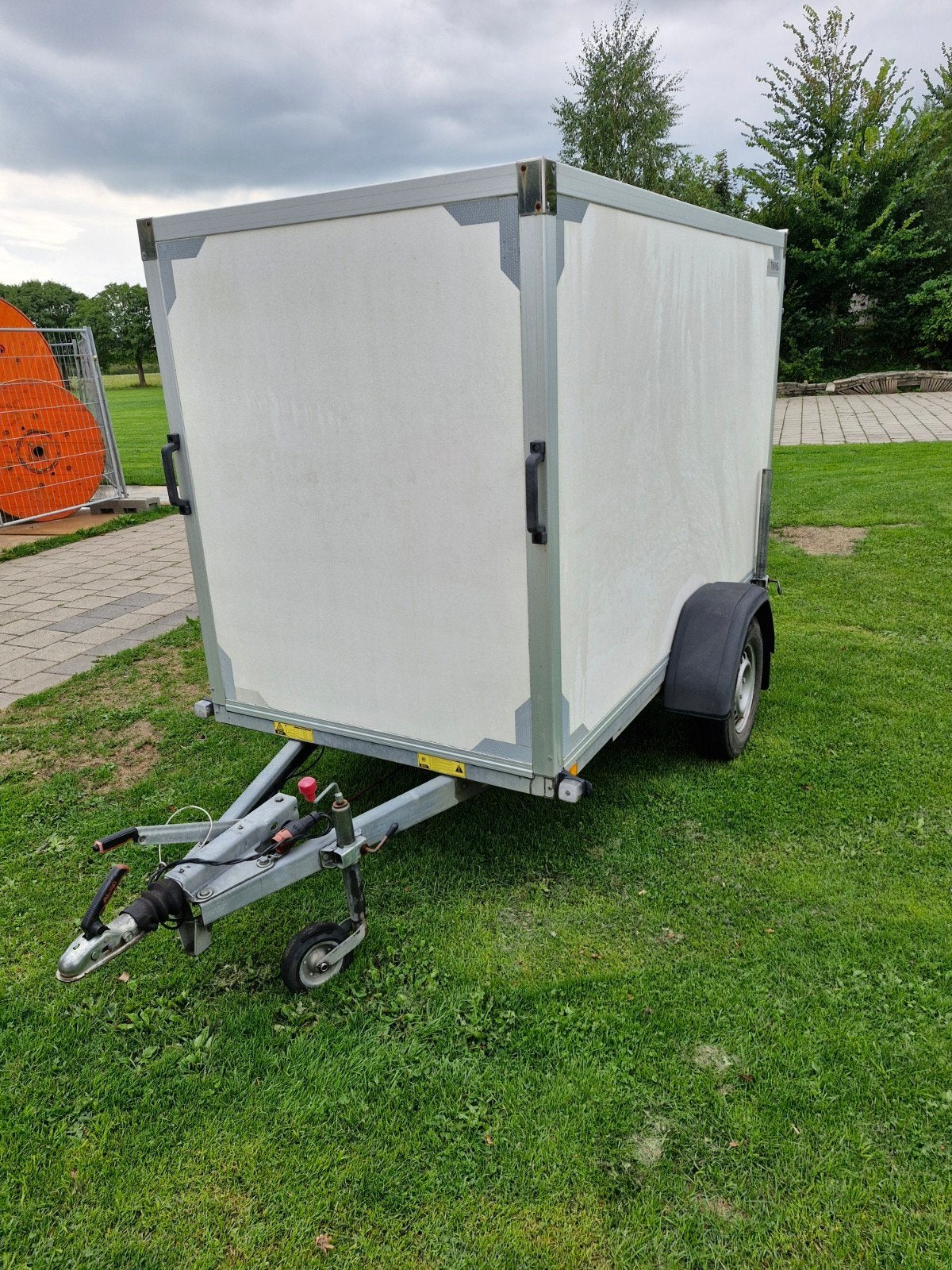 Twins Gesloten Aanhangwagen 257x132x150cm 1350kg, Ophalen of Verzenden, Gebruikt