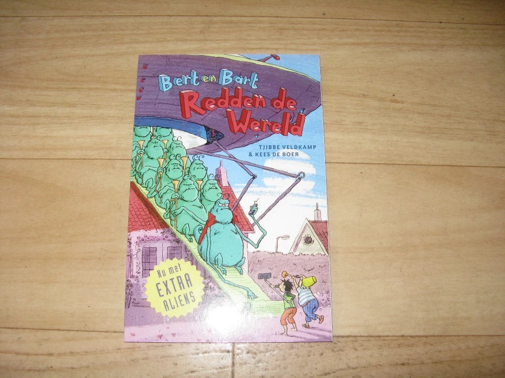 Tjibbe Veldkamp - Bert en Bart redden de wereld, Ophalen of Verzenden, Zo goed als nieuw
