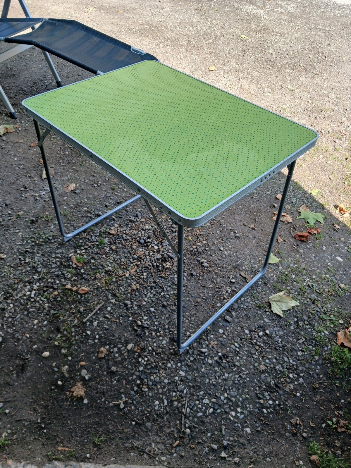 Handige Campingtafel - 80x60x70 cm - Ideaal voor Kamperen, Ophalen