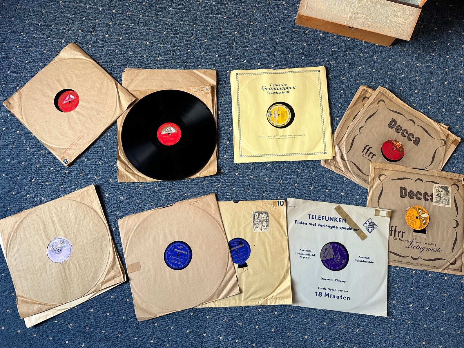 2 koffers en 1 album met oude 78 toeren langspeelplaten, Ophalen, Gebruikt, Overige formaten