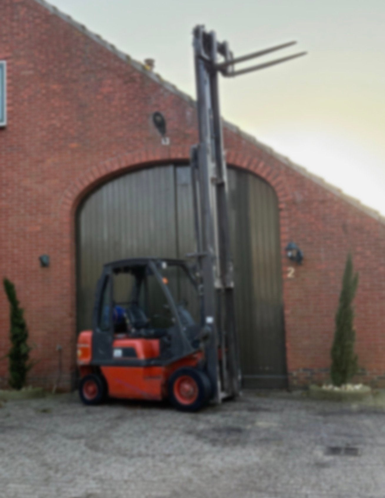 Nissan 2.5 Tons Heftruck (Freelift/Triplomast), 2000 tot 3000 kg, Ophalen, LPG, Heftruck