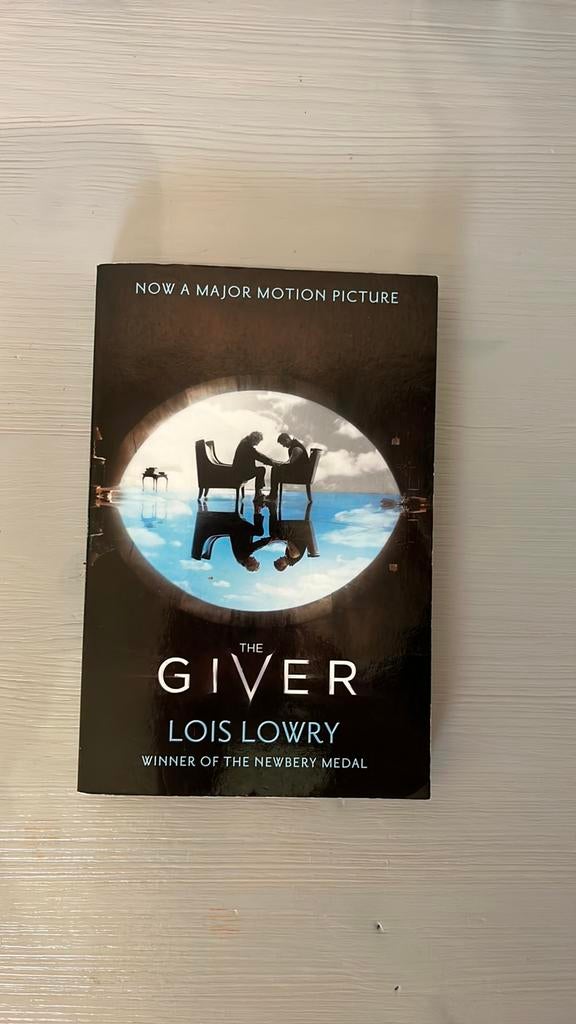 THE GIVER, Ophalen of Verzenden, Zo goed als nieuw, LOIS LOWRY
