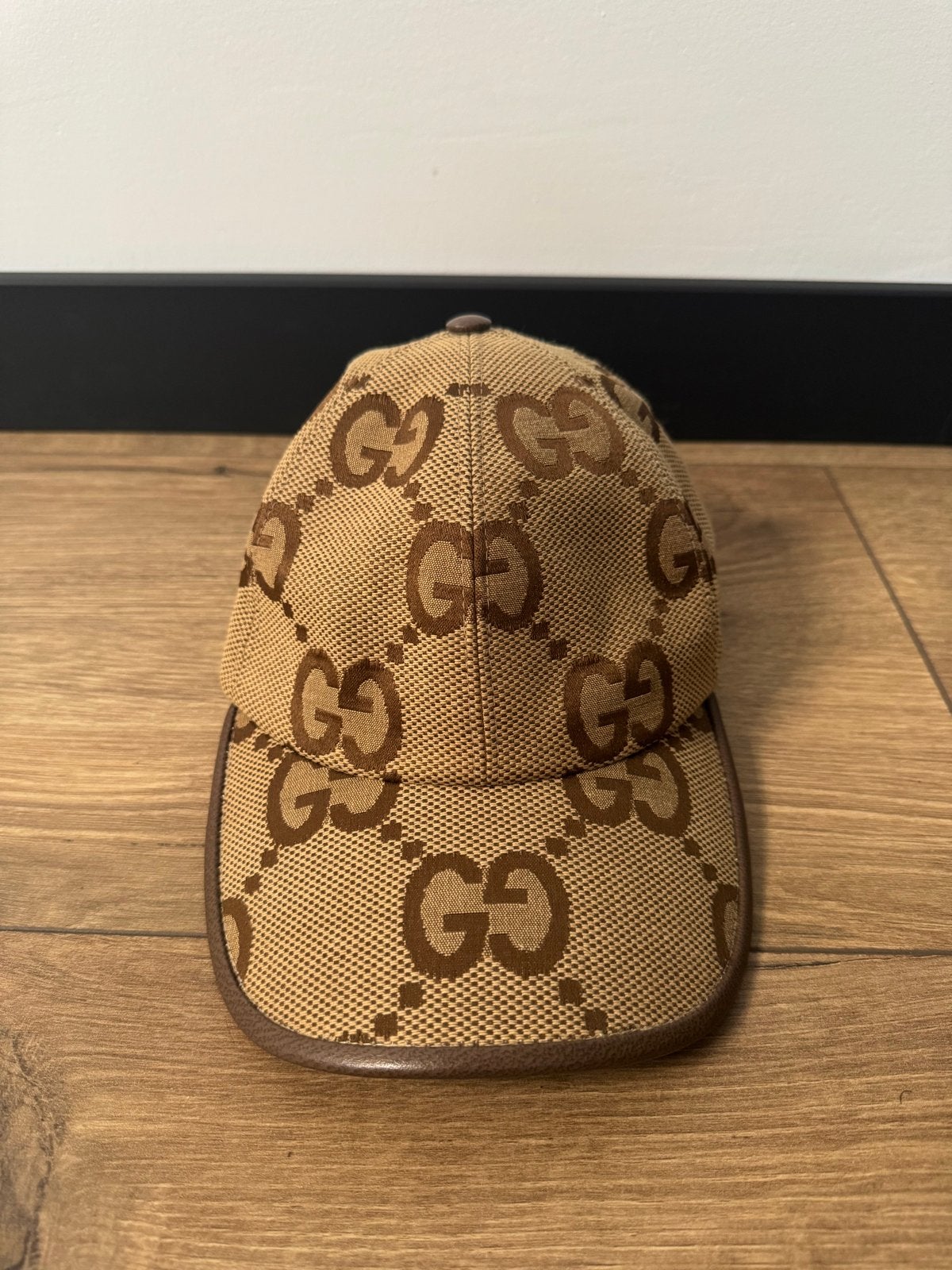 Gucci Pet met GG-monogram - Zo goed als nieuw, Ophalen, Zo goed als nieuw, One size fits all, Pet