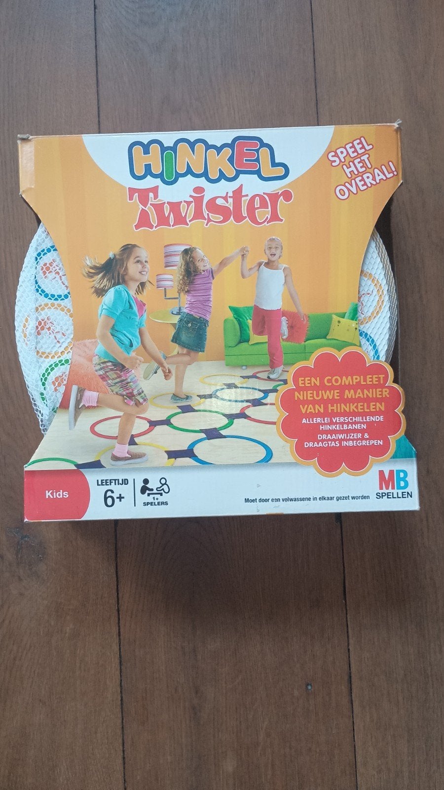 Hinkel Twister nieuw, Drie of vier spelers, Ophalen of Verzenden, Nieuw, MB Spellen