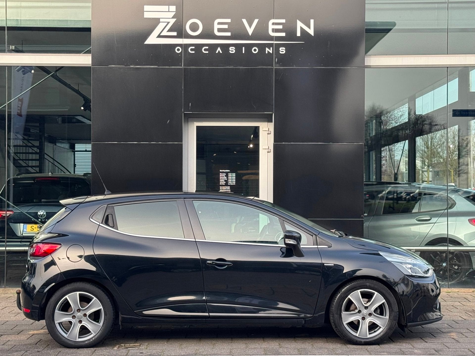 Renault Clio 0.9 TCe ECO Night&Day, Stof, Zwart, 540 kg, Zwart