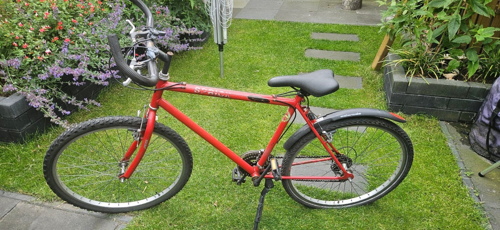 Rode Scott Mountainbike - Gebruikt maar in goede staat, Minder dan 10 versnellingen, Gebruikt, 26 inch, Velgrem