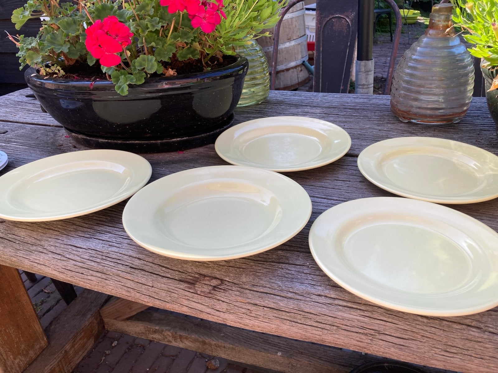 5 Mepal borden vintage zacht geel, Ophalen of Verzenden
