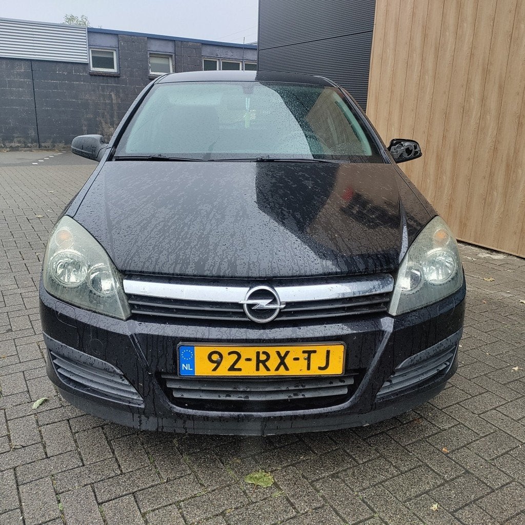 Opel Astra Station | trekhaak | airco | 2005 | APK, Auto's, Opel, Voorwielaandrijving, Zwart, 4 cilinders, Zwart