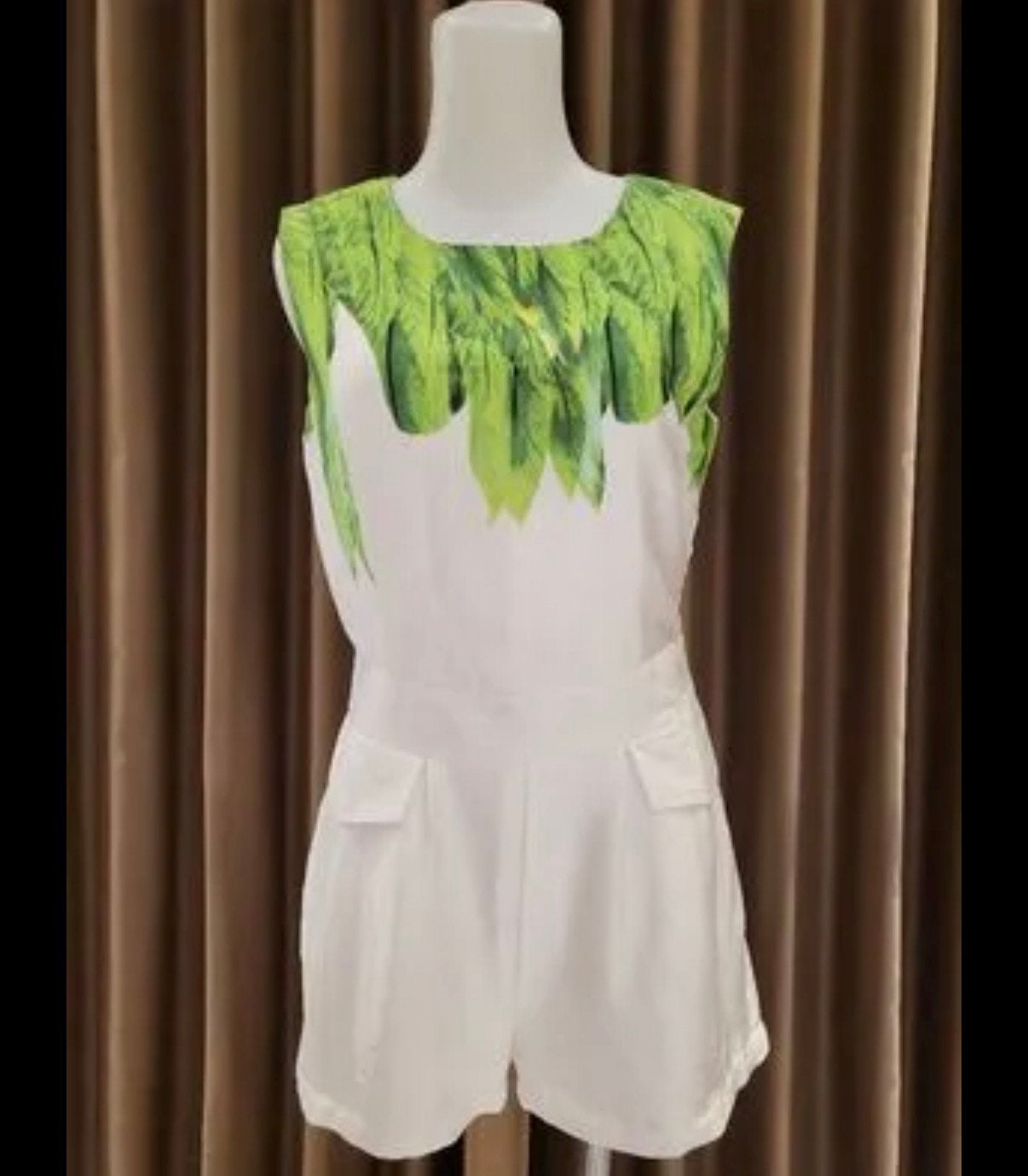 Wit satijnen jumpsuit kort - Gevoerd & Chique S 36, Ophalen of Verzenden, Zo goed als nieuw, Maat 36 (S), Wit