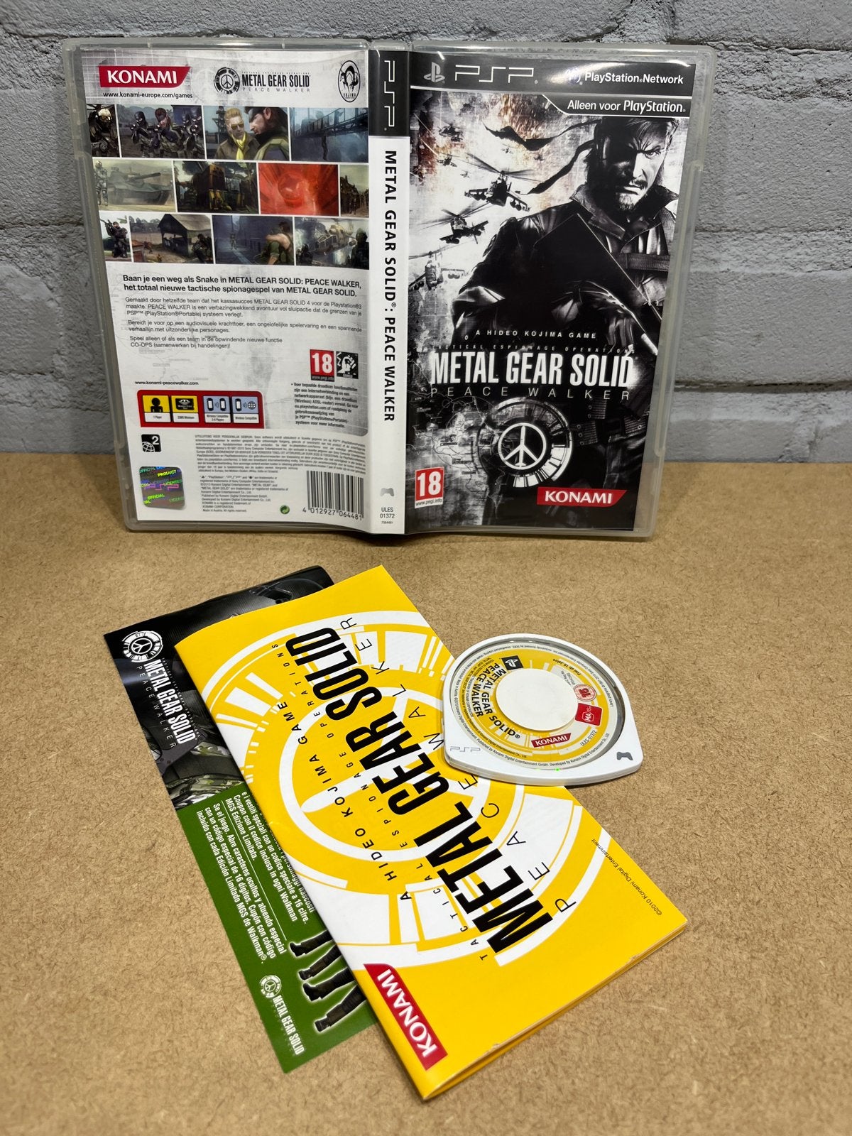 Metal Gear Solid: Peace Walker PSP, Spelcomputers en Games, Online, Vanaf 18 jaar, Shooter, 1 speler