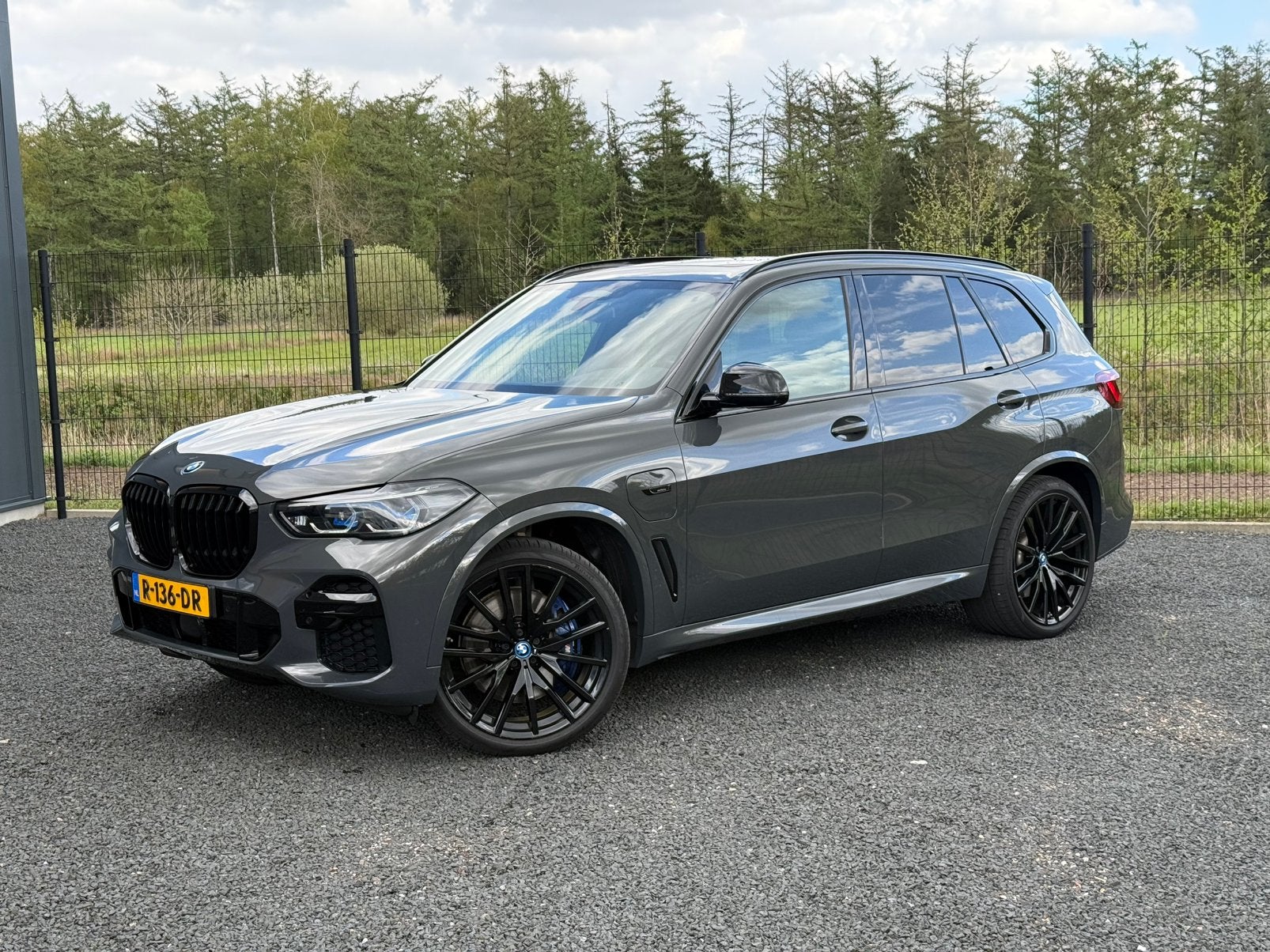BMW X5 Xdrive45e * laser * lucht * massage * vol * top staat, Auto's, BMW, 138 €/maand, Vierwielaandrijving, Dealer onderhouden
