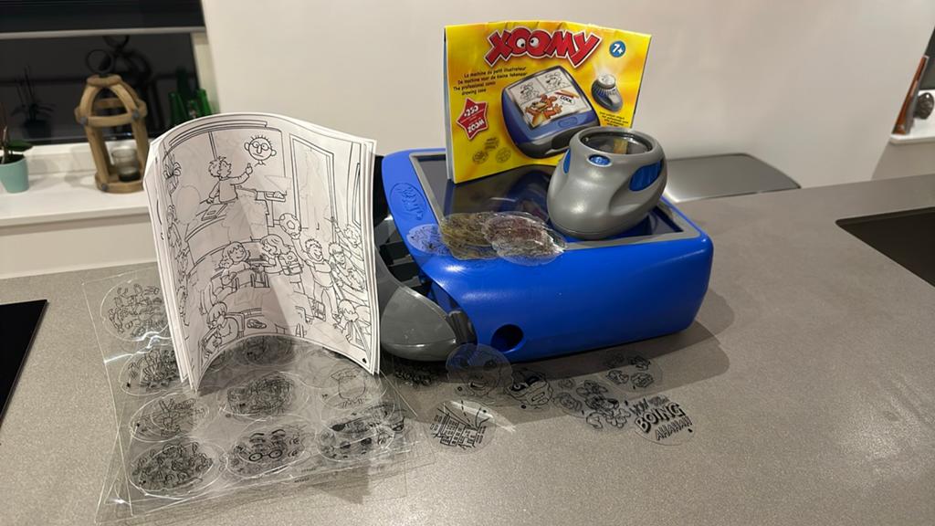 Xoomy Tekentafel met Projector en Tekenbenodigdheden, Ophalen of Verzenden, Zo goed als nieuw, Knutselen