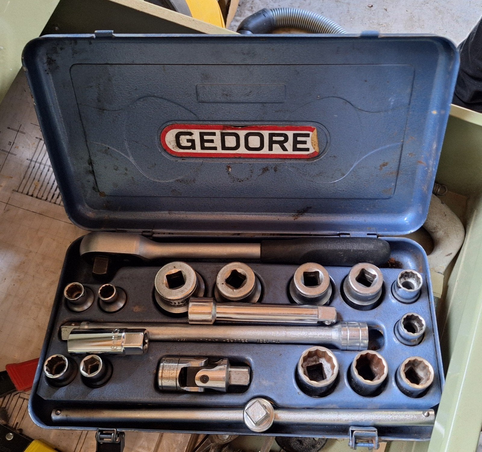 Gedore doppenset in metalen koffer, Ophalen, Gebruikt, Gereedschapsset, Gedore