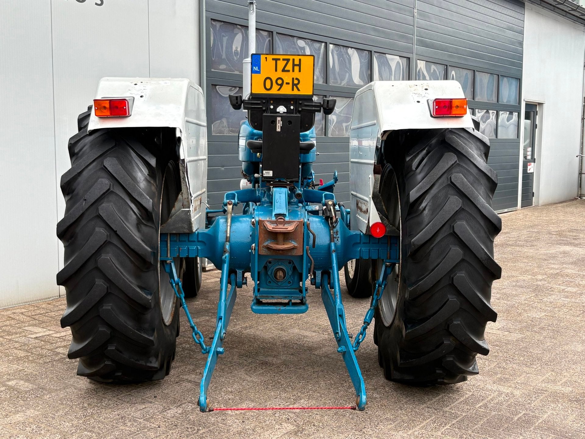 Ford 4000 KENTEKEN TZH-09-R, Auto's, Ford, Achterwielaandrijving, Gebruikt, Overige modellen, Overige carrosserieën