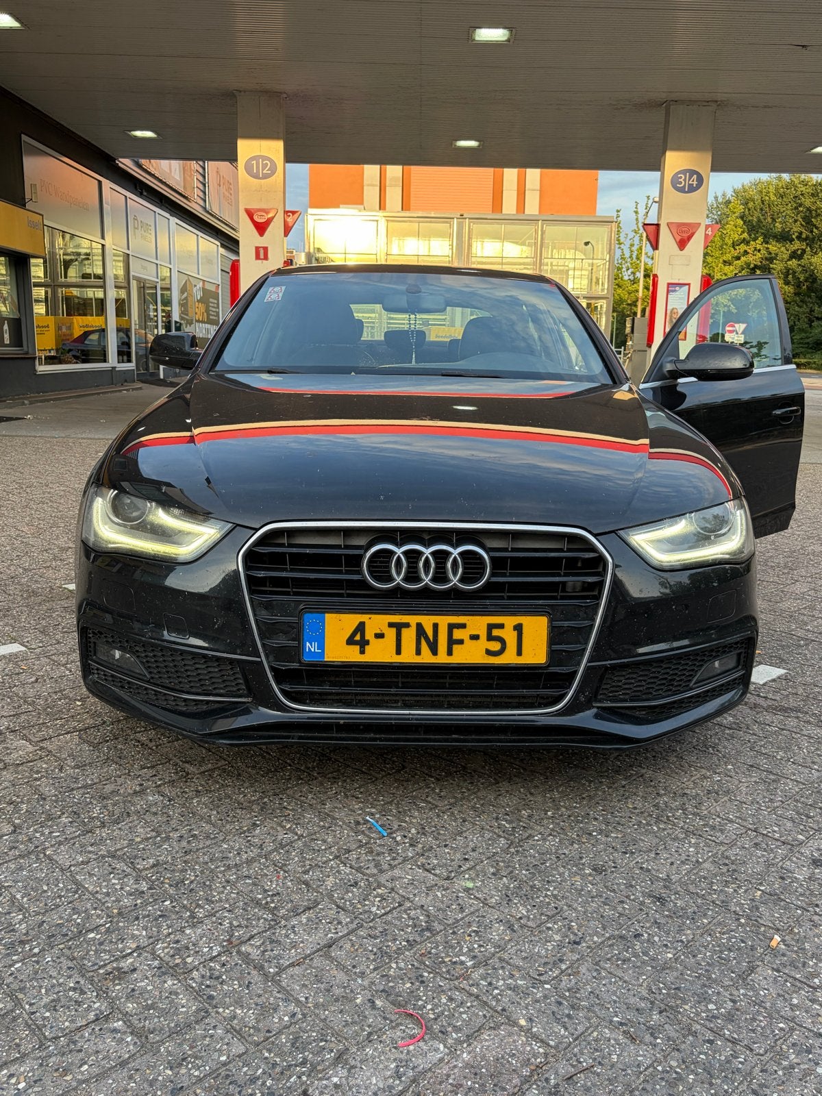 Audi A4 1.8TFSI 125KW 2014 Zwart, Voorwielaandrijving, 4 cilinders, A4, Zwart