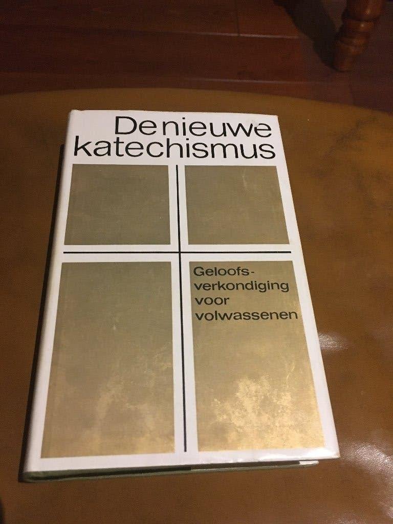 Vijftal Rooms-Katholiek georiënteerde boeken, Ophalen of Verzenden