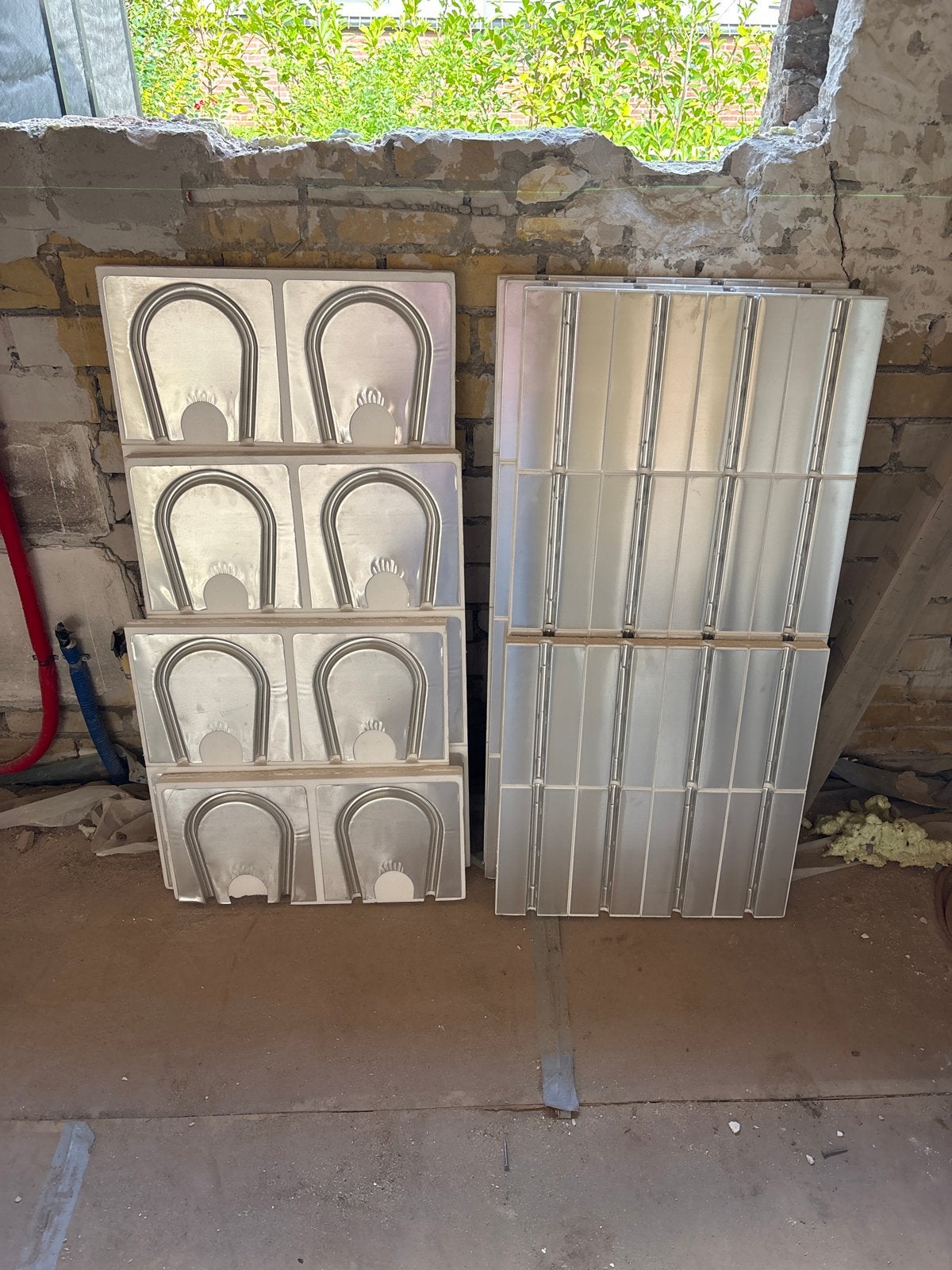 Vloerverwarming platen  en .ong 110 meter slang, Doe-het-zelf en Verbouw, Ophalen, Gebruikt, Minder dan 30 cm, Overige typen