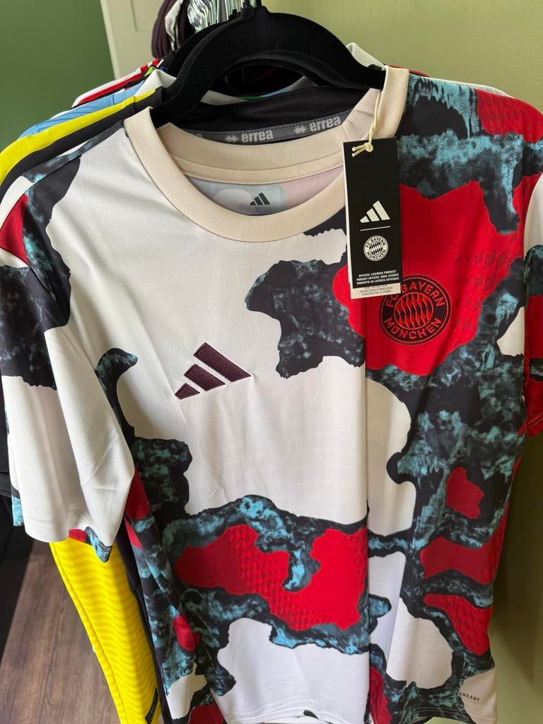 FC Bayern München Pre-Match Shirt 2024/2025 – Maat L, Maat 52/54 (L), Beige, Nieuw, Ophalen of Verzenden
