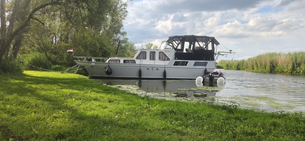 Foto 4 van Motorboot