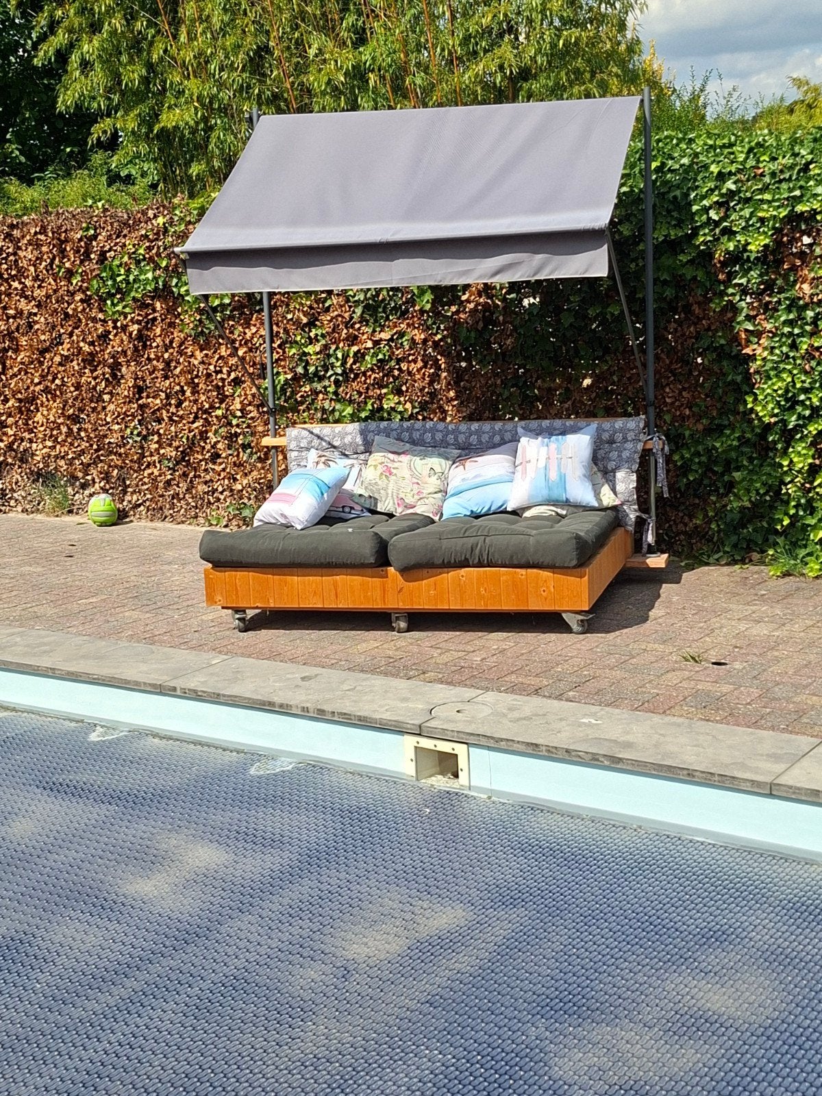 tuinbed met zonnedak, Ophalen, Gebruikt, Hout, Verrijdbaar