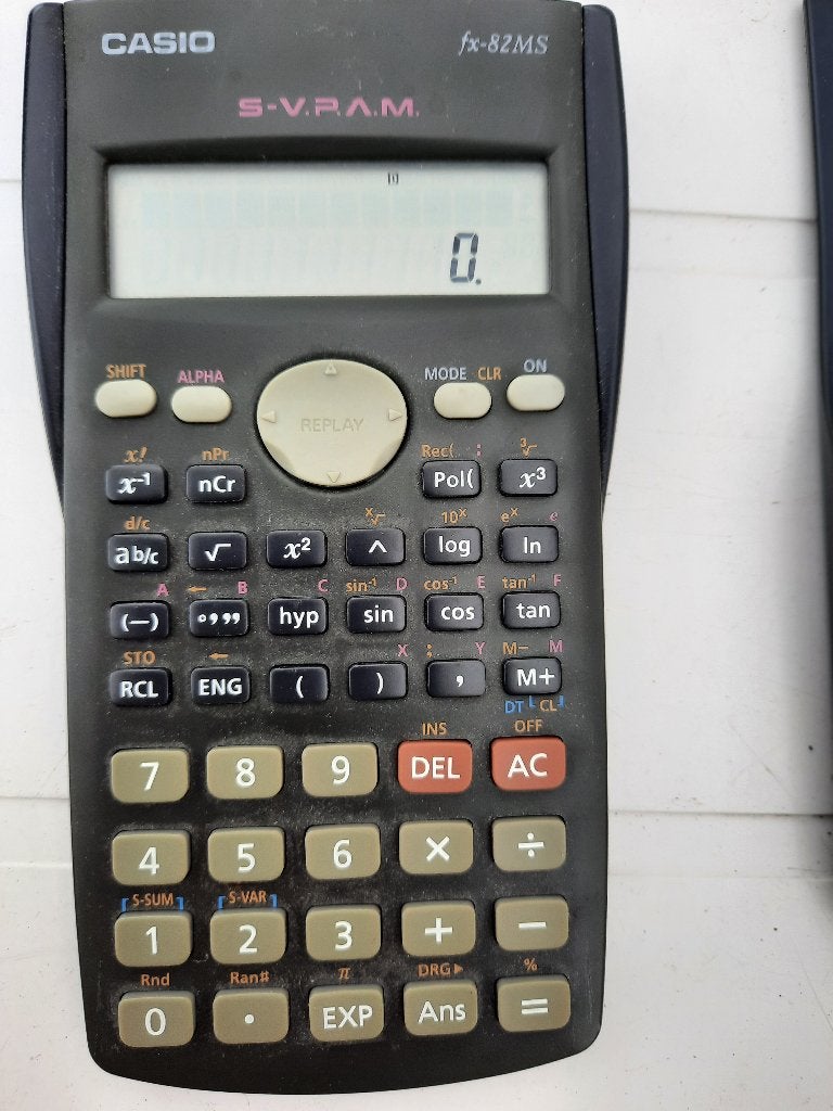 Rekenmachine Casio S.V.P.A.M PX-82ms Vintage, Diversen, Rekenmachines, Ophalen of Verzenden, Grafische rekenmachine, Zo goed als nieuw