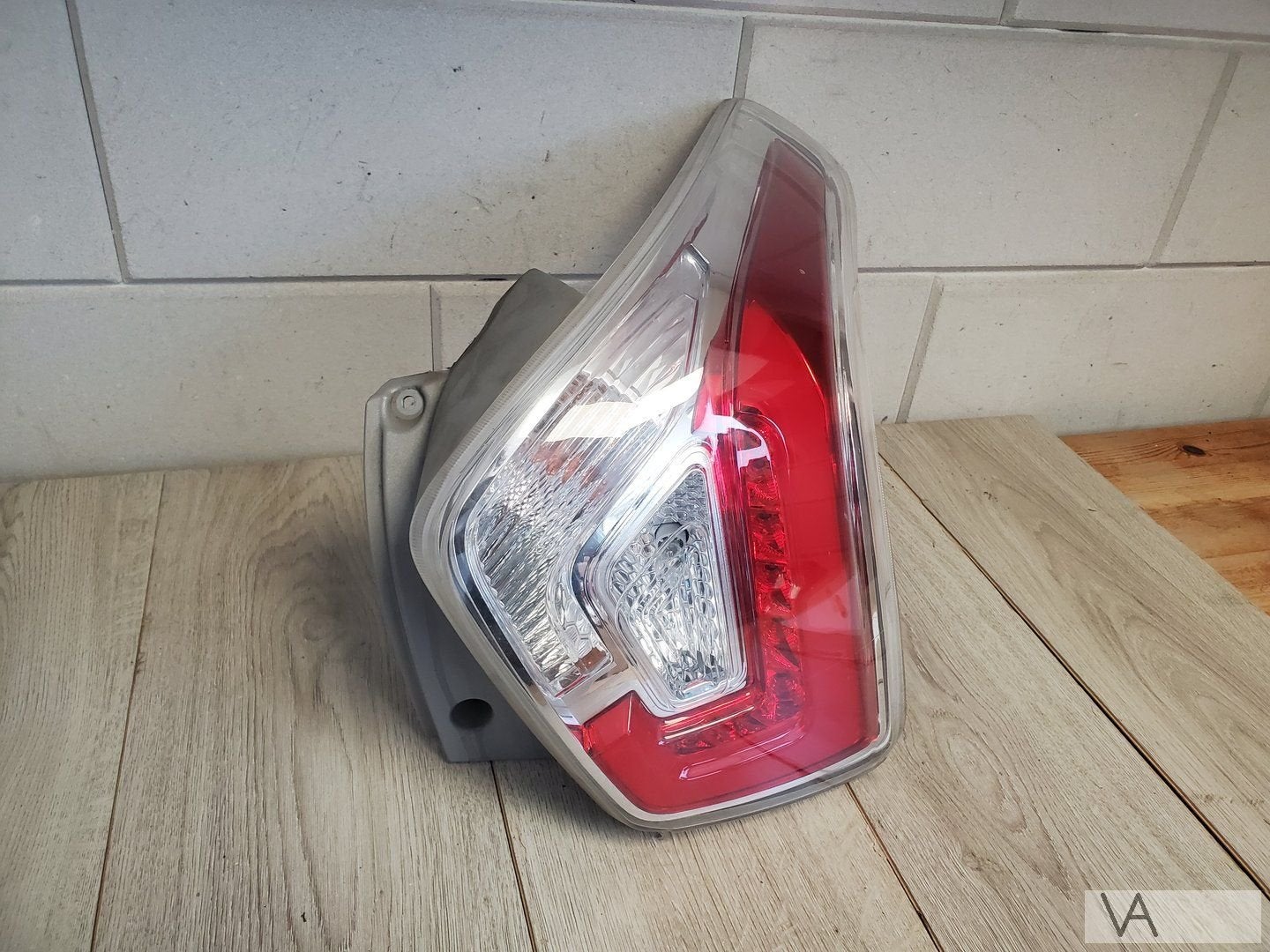 Ssangyong Tivoli 2014 - 2022 achterlicht rechts schadevrij, Gebruikt, -, -, Ophalen of Verzenden