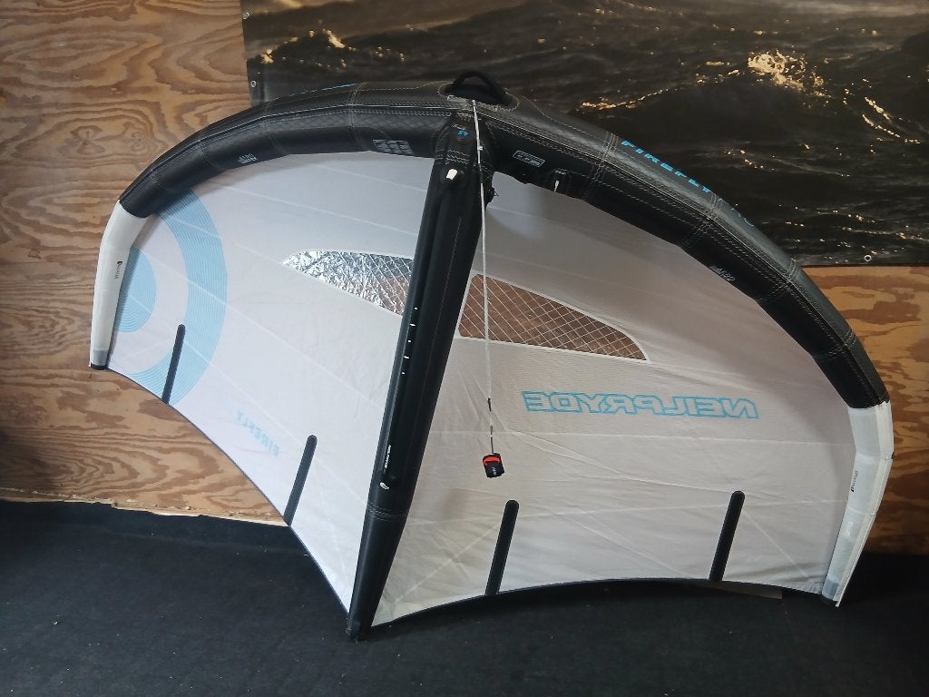 Neilpryde Firefly PRO (ALUULA) 4.5 m 2025 DEMO WINGSHOP, Zo goed als nieuw, Wingsurf-wing, WINGSHOP.NL, WINGSHOP.NL