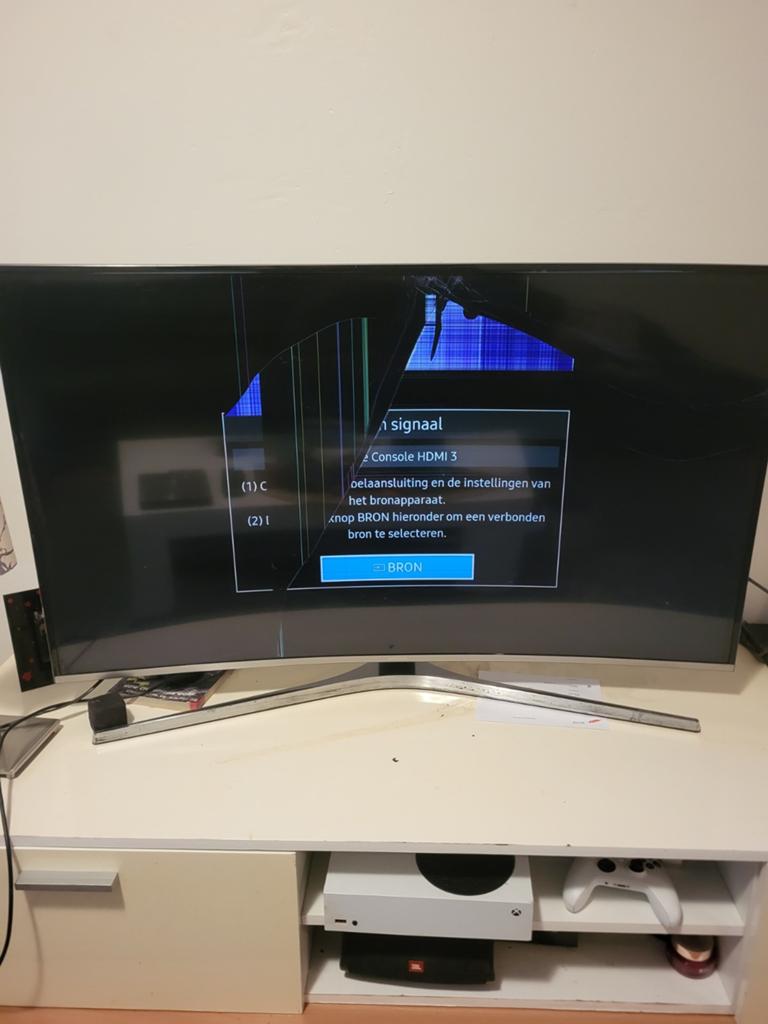 Kapotte Samsung Curved TV - Voor onderdelen/reparatie, Ophalen of Verzenden, Niet werkend, Samsung