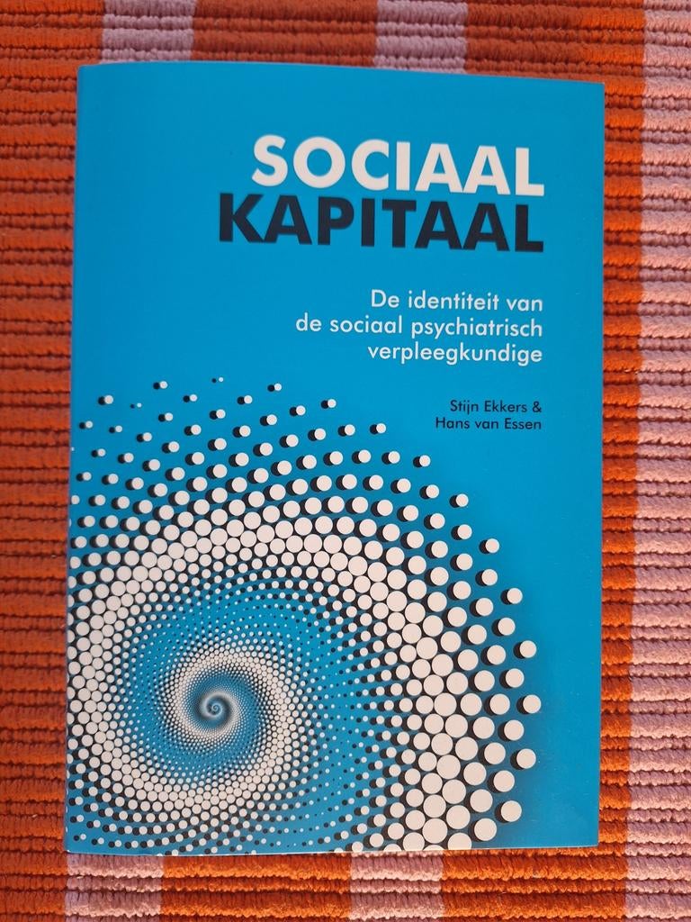 Sociaal Kapitaal Ekkers & Van Essen, Boeken, Studieboeken en Cursussen, Stijn Ekkers & Hans van Essen, Zo goed als nieuw, Gamma