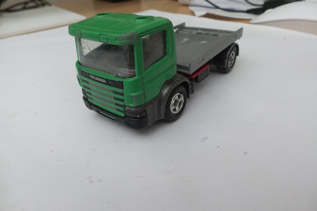 Scania majorette, Hobby en Vrije tijd, Modelauto's | 1:50, Ophalen of Verzenden, Gebruikt, Bus of Vrachtwagen, Majorette