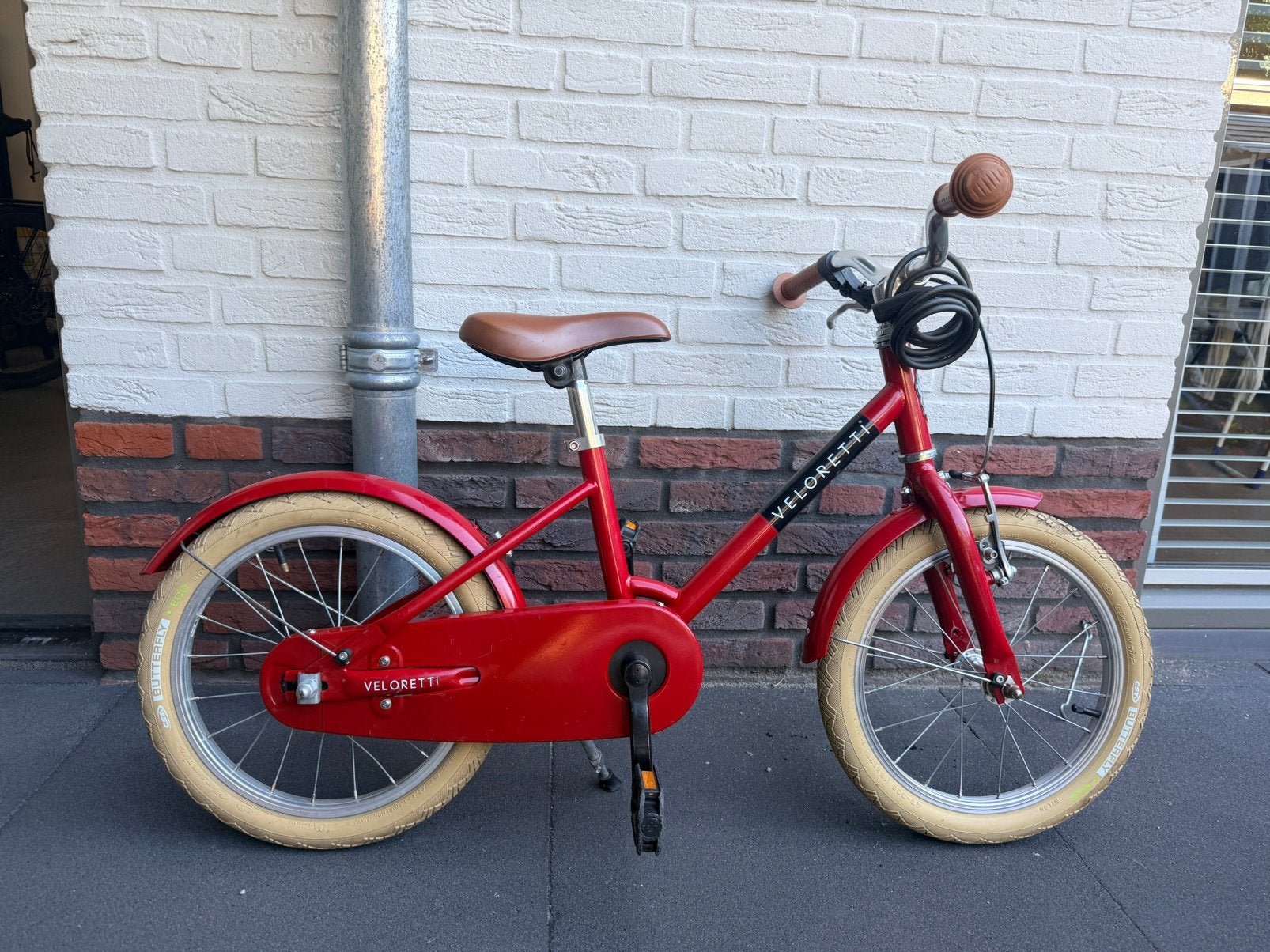 Veloretti Maxi kinderfiets Dakota rood - Zo goed als nieuw, Ophalen, Zo goed als nieuw, Velgrem, 16 tot 20 inch