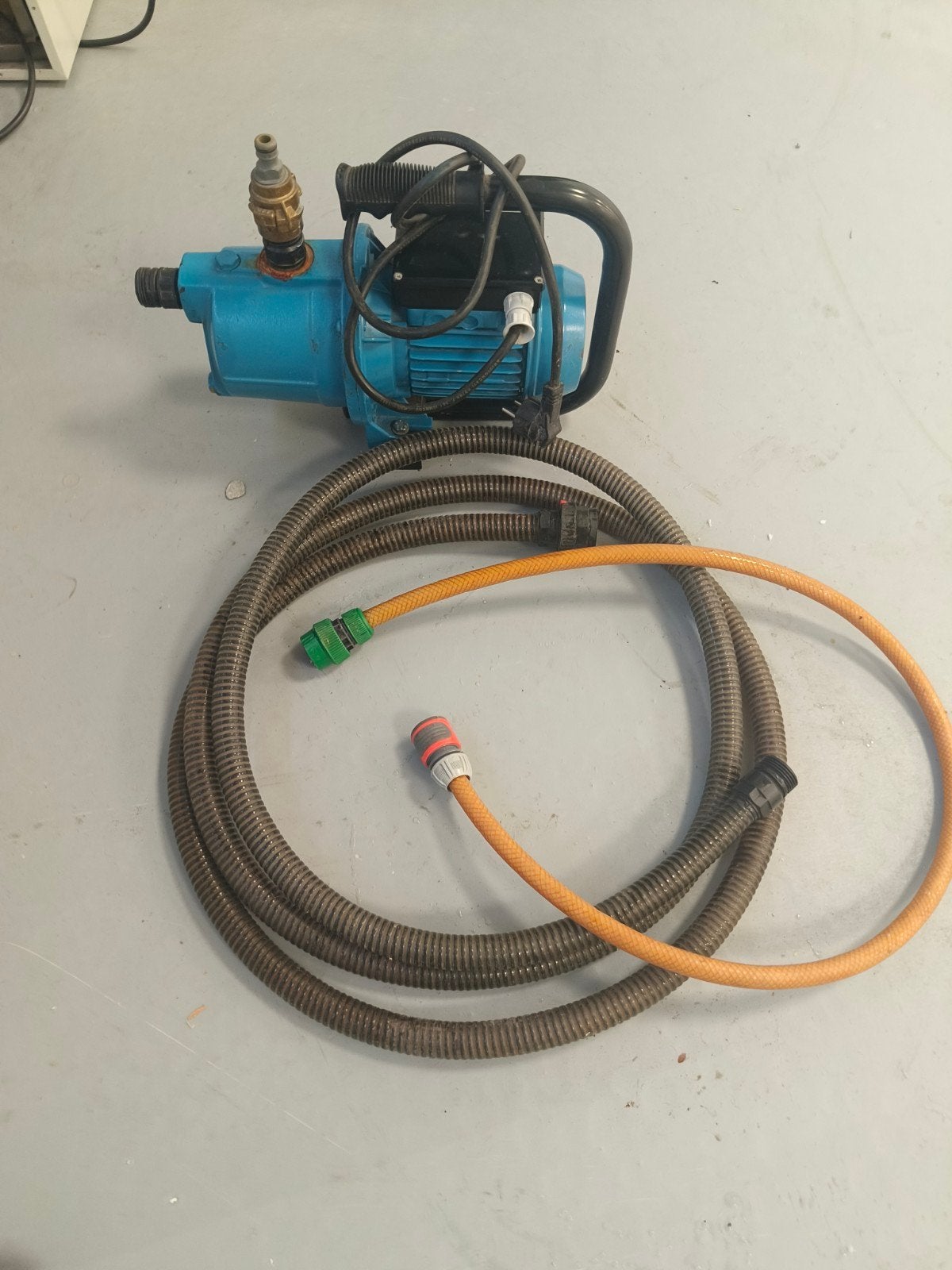 Gardenjet 2 waterpomp, Tuin en Terras, Ophalen of Verzenden, Gebruikt, Elektrisch, Hydrofoorpomp