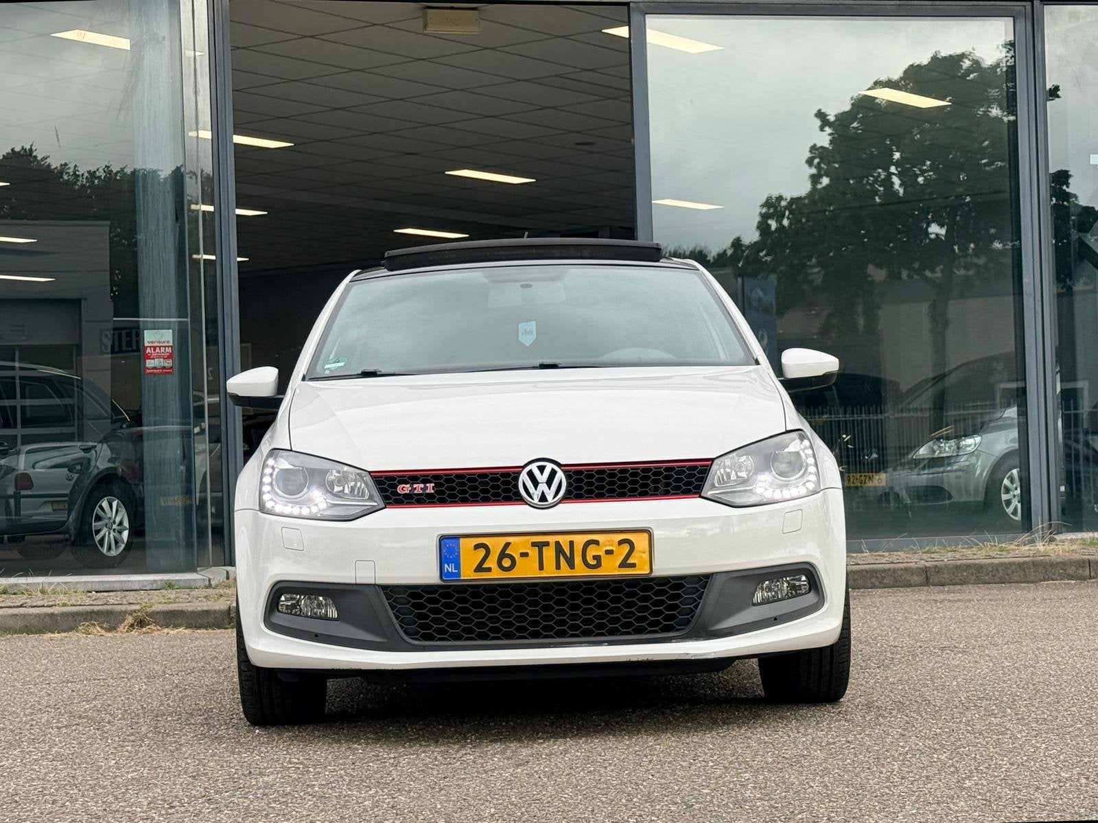 Volkswagen Polo 1.4 TSI GTI|Automaat|Schuifdak|Carplay|NAP|, Auto's, 4 cilinders, Automatische klimaatregeling, Wit, Origineel Nederlands