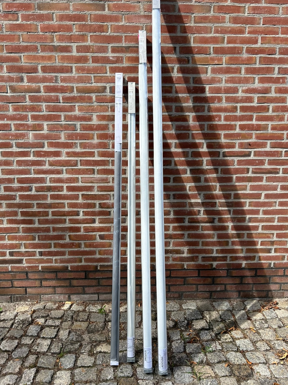 Verduisterende rolgordijnen 3x wit en 1x grijs, Ophalen, Verduisterend, Nieuw, Rolgordijn
