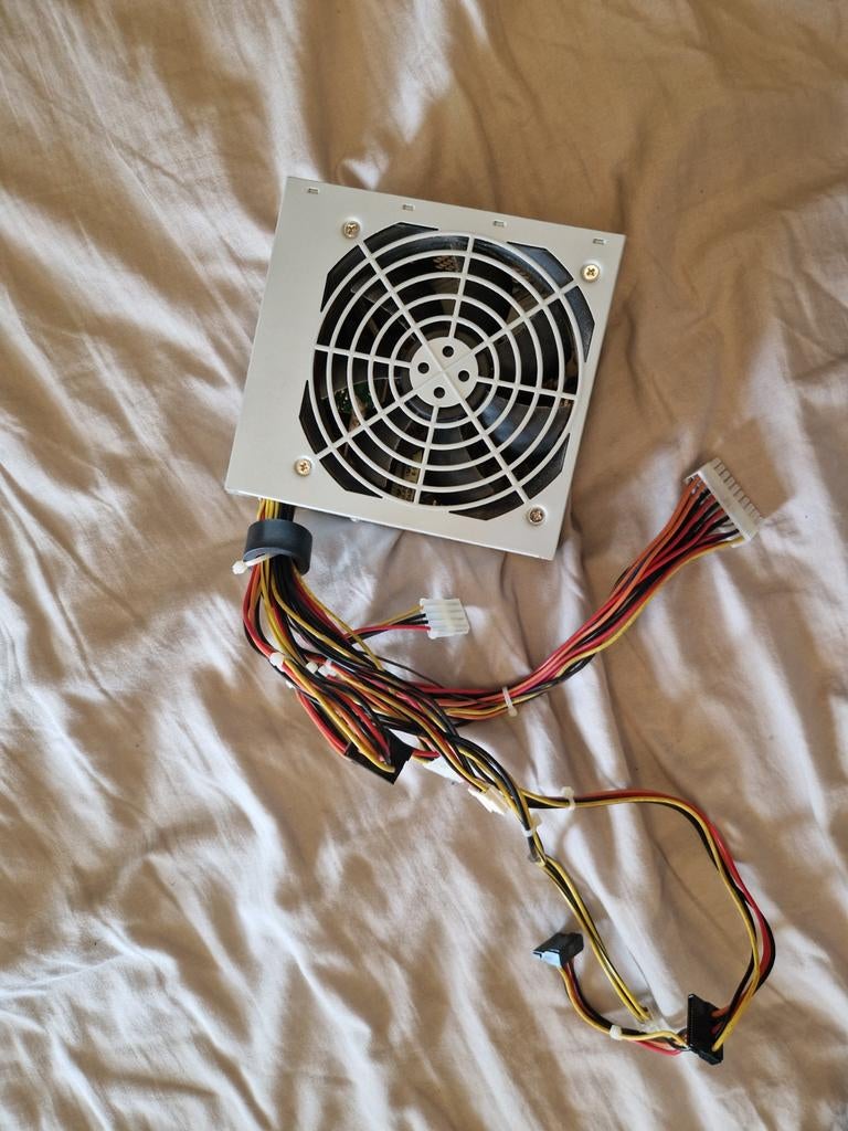 FSP 350 Watt Non-Modulaire Voeding - Zo goed als nieuw, Computers en Software, Ophalen of Verzenden, Zo goed als nieuw