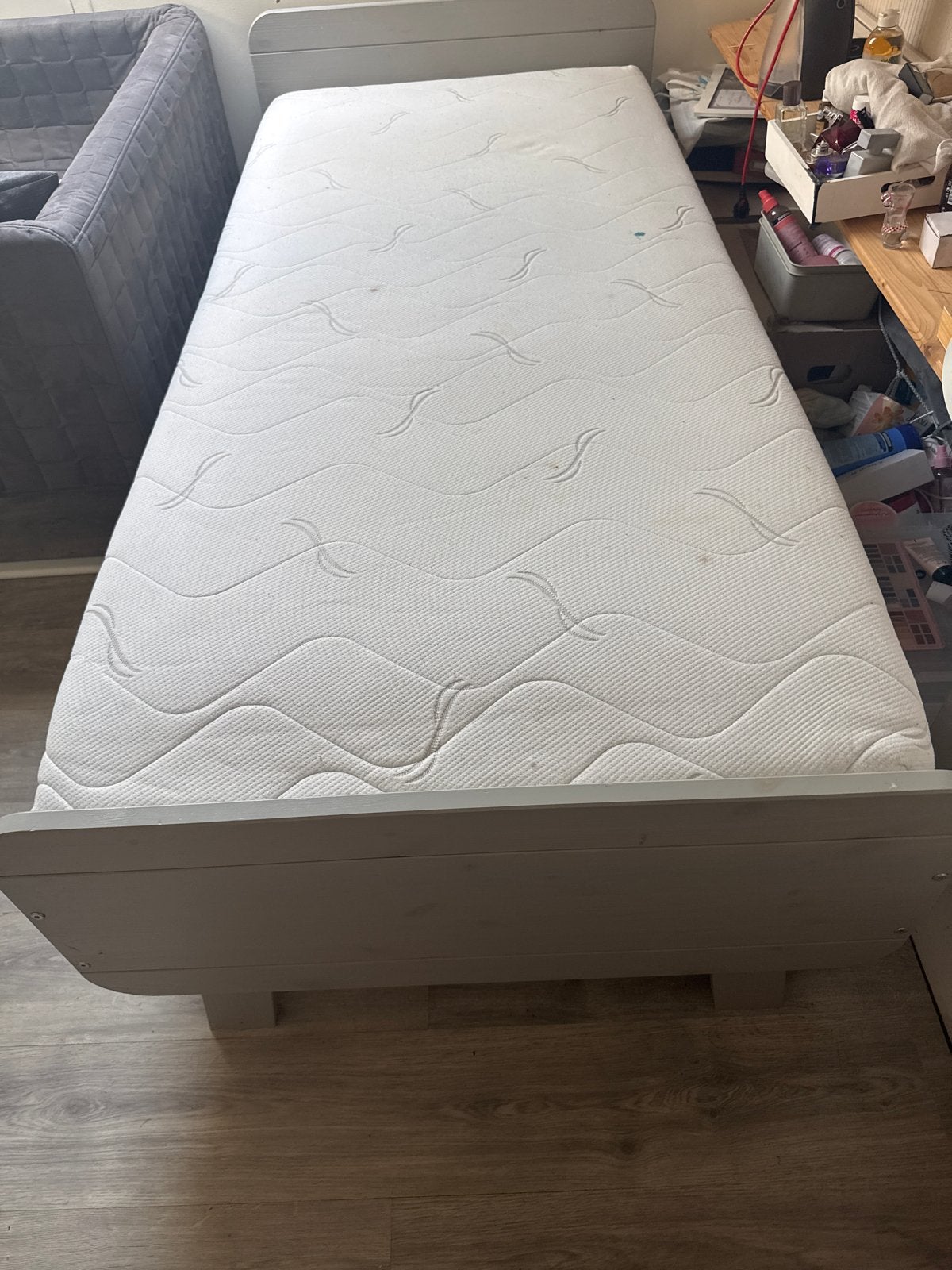 Eenpersoonsbed met lattenbodem en matras, Gebruikt, 90 cm, Eenpersoons, Ophalen of Verzenden