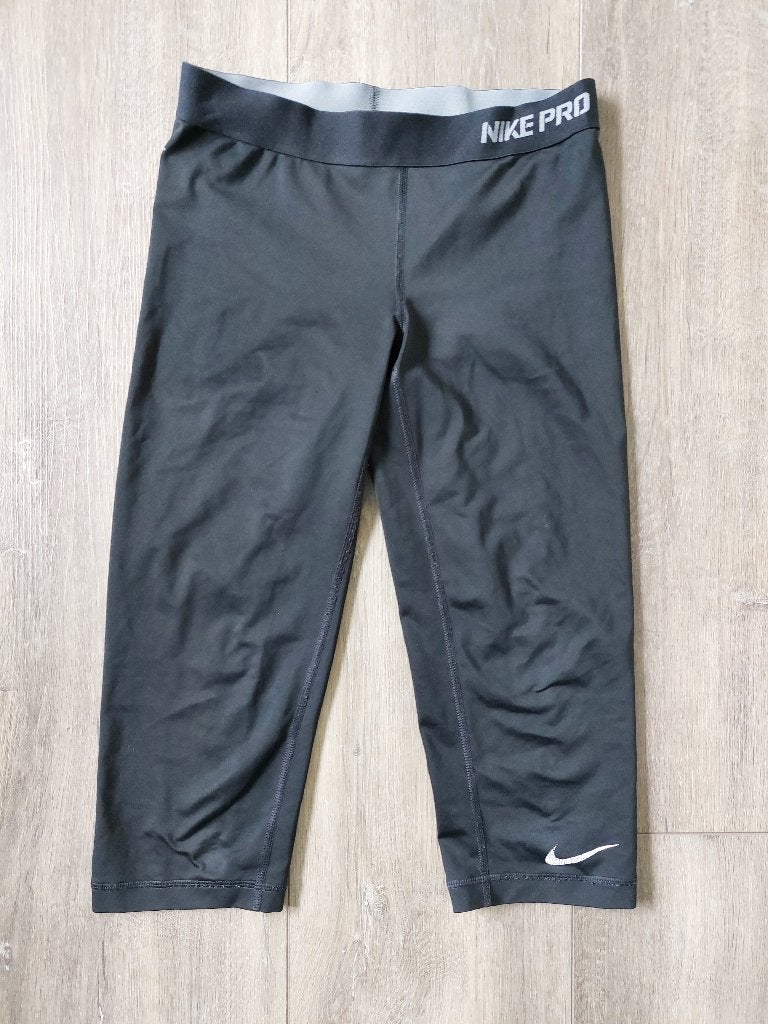 Nike Pro sport broek, driekwart, mt S, zgan, Kleding | Dames, Sportkleding, Zwart, Nike, Ophalen of Verzenden, Maat 36 (S)
