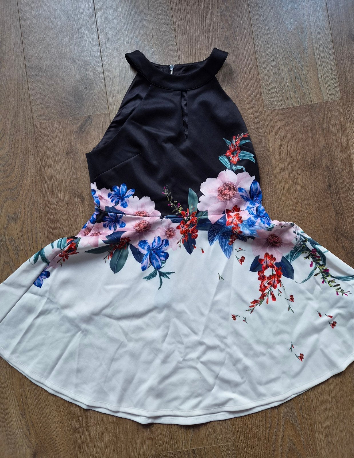Ted Baker jurk met bloemenprint, Maat 38/40 (M), Meerkleurig, Ophalen of Verzenden, Knielengte
