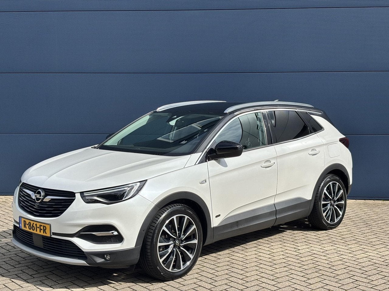 Opel Grandland X 1.6 Turbo Hybrid4 Business Executive 300pk, Auto's, Automaat, 4 cilinders, Wit, Bedrijf