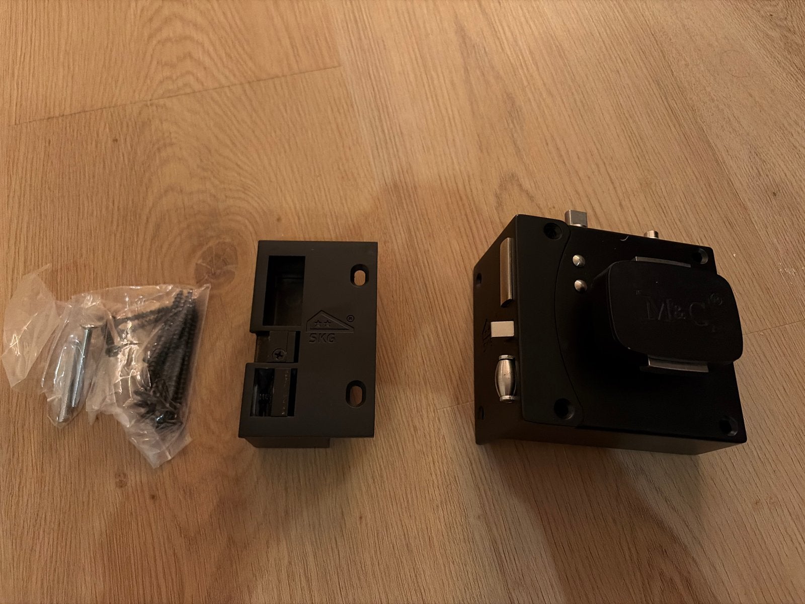 M&C minos SKG** opdekslot links naar binnen draaiende deur, Doe-het-zelf en Verbouw, Ophalen of Verzenden, Nieuw, IJzer, Slot