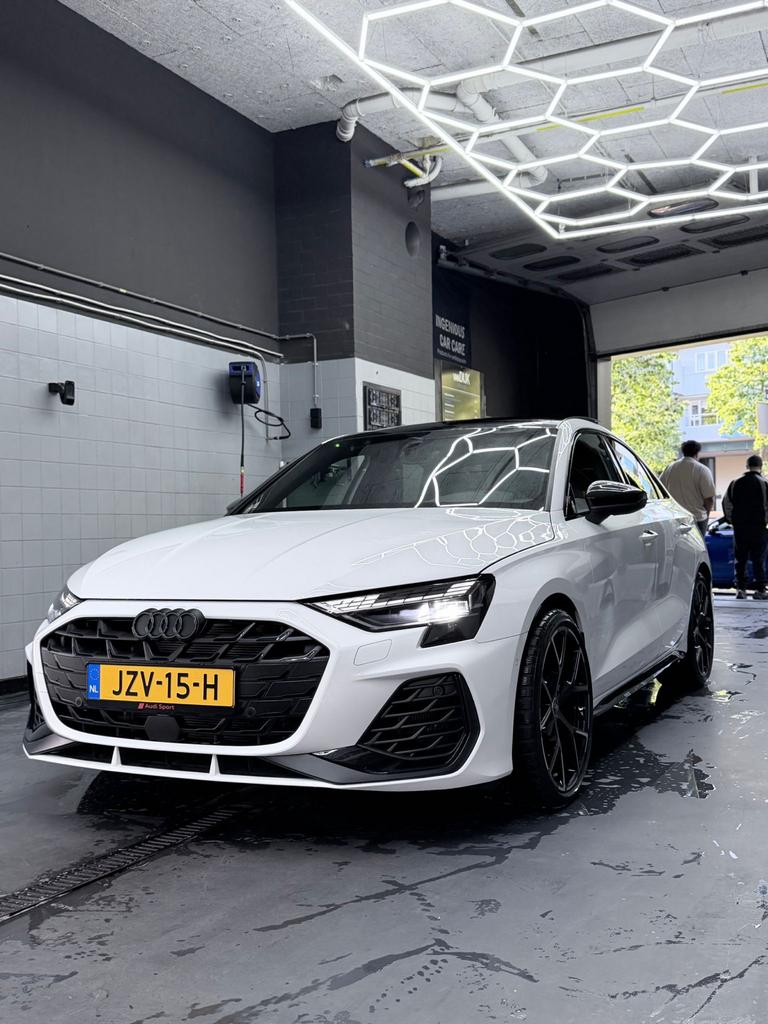 Audi A3 S3 Tfsi 333pk S-tronic Quattro 2024 Wit, Automaat, S3, Zwart, 4 cilinders
