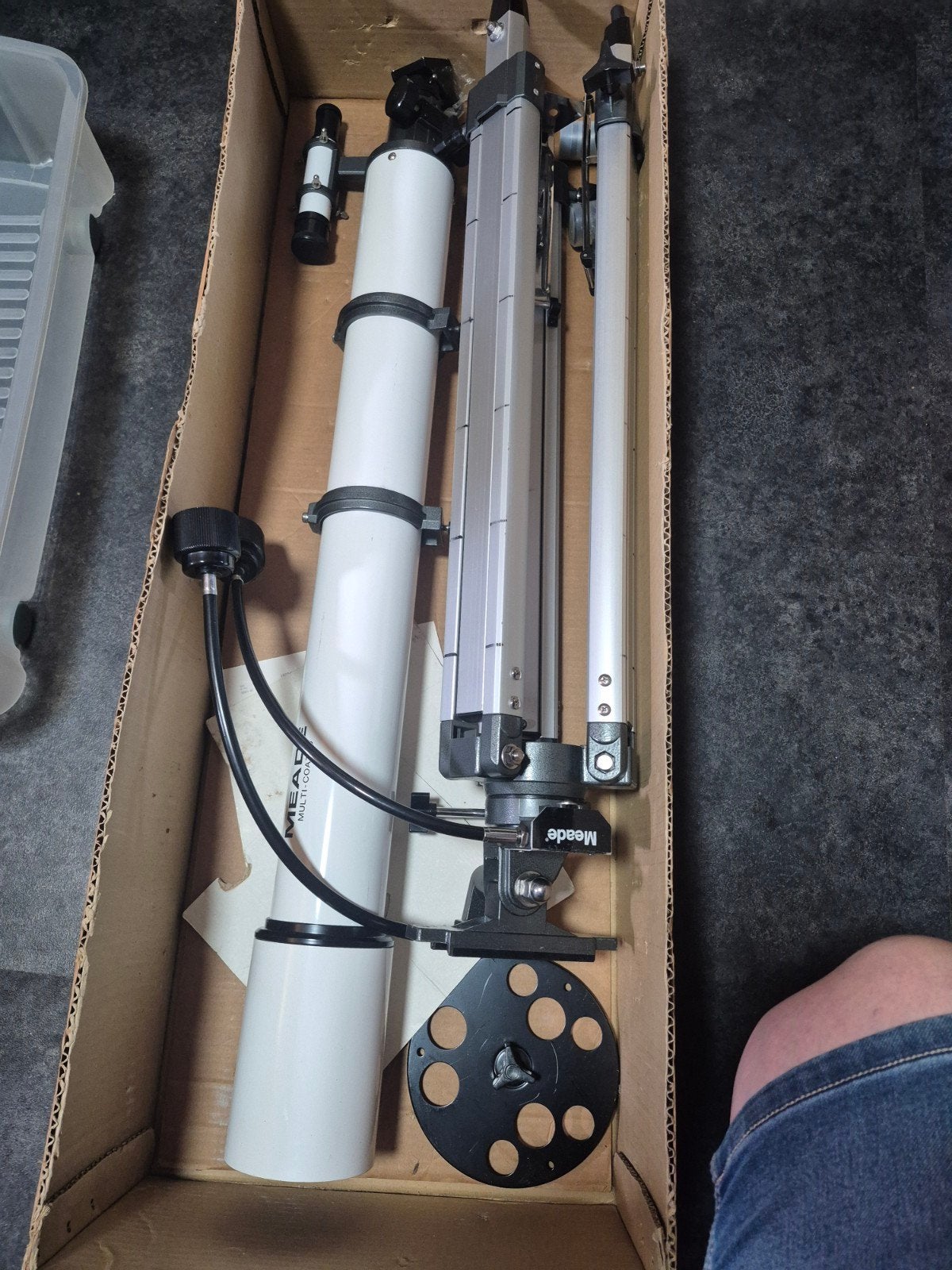 Meade Model 390 Refractor Telescoop met Statief, Ophalen