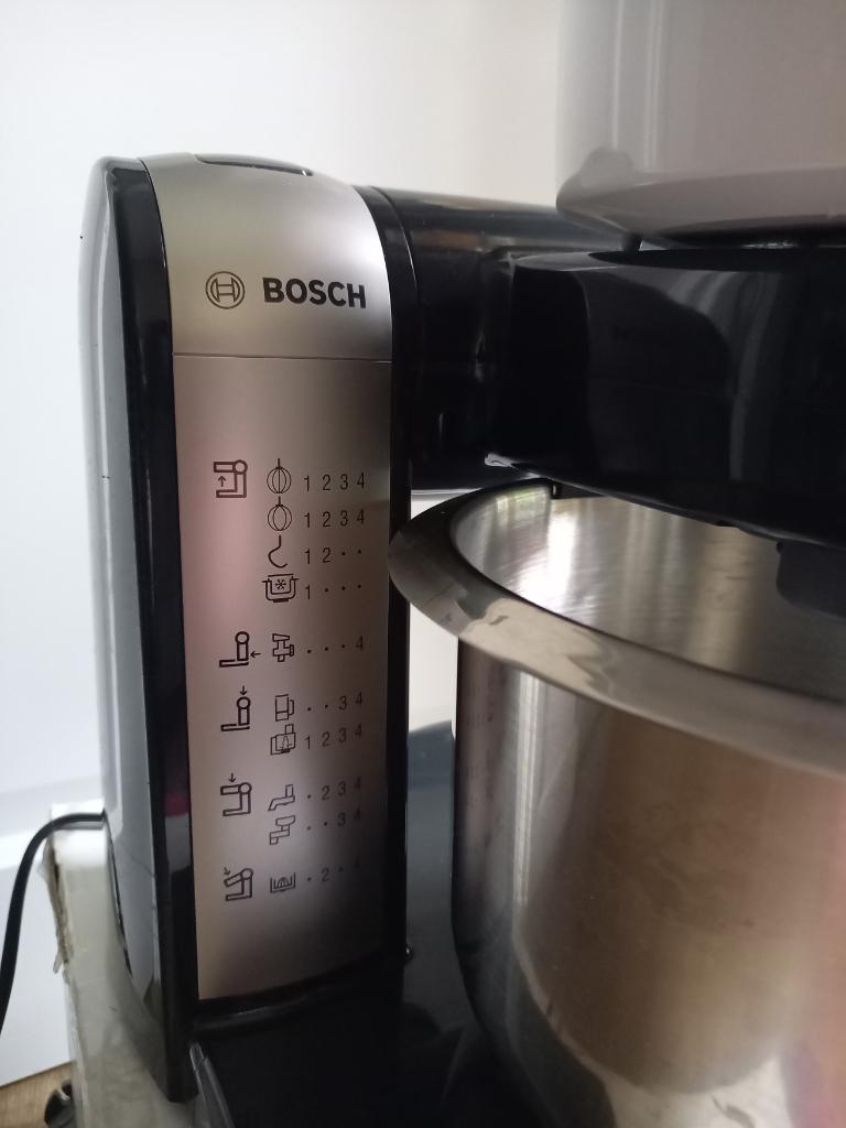 Bosch MUM48A1 - Keukenmachine - Antraciet, Witgoed en Apparatuur, Keukenmixers, Zo goed als nieuw, 3 tot 4 liter, 3 snelheden of meer